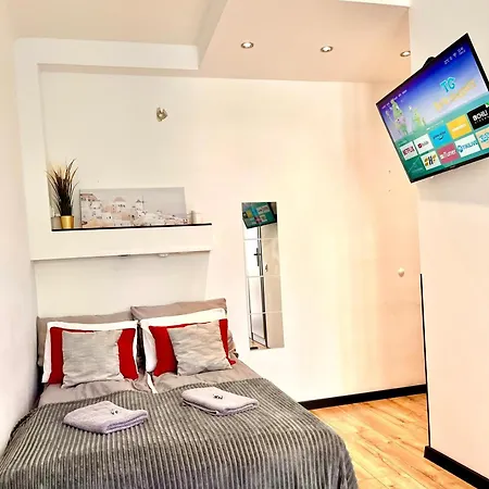 Final 1room Warszawacenter * ワルシャワ